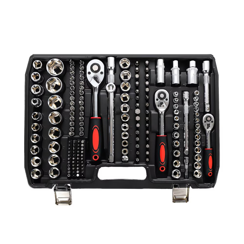 216 Piece set with ratchets, sockets, spanners, bits and more